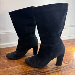 Suede calf heeled boots